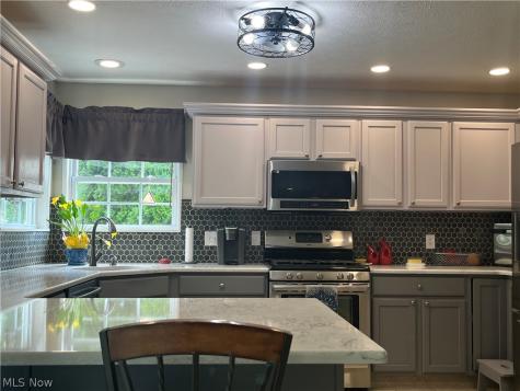 805 Gallo Drive Brunswick OH 44212