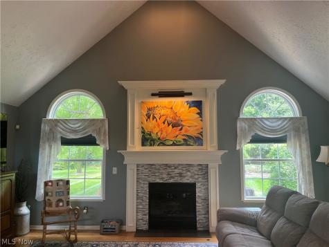 805 Gallo Drive Brunswick OH 44212