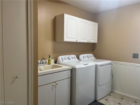 805 Gallo Drive Brunswick OH 44212
