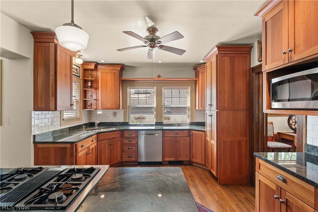 2835 Southington Road Shaker Heights OH 44120