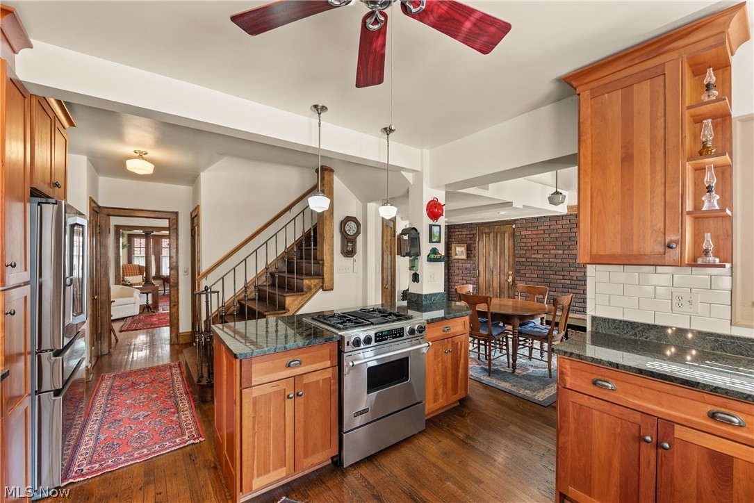 2835 Southington Road Shaker Heights OH 44120