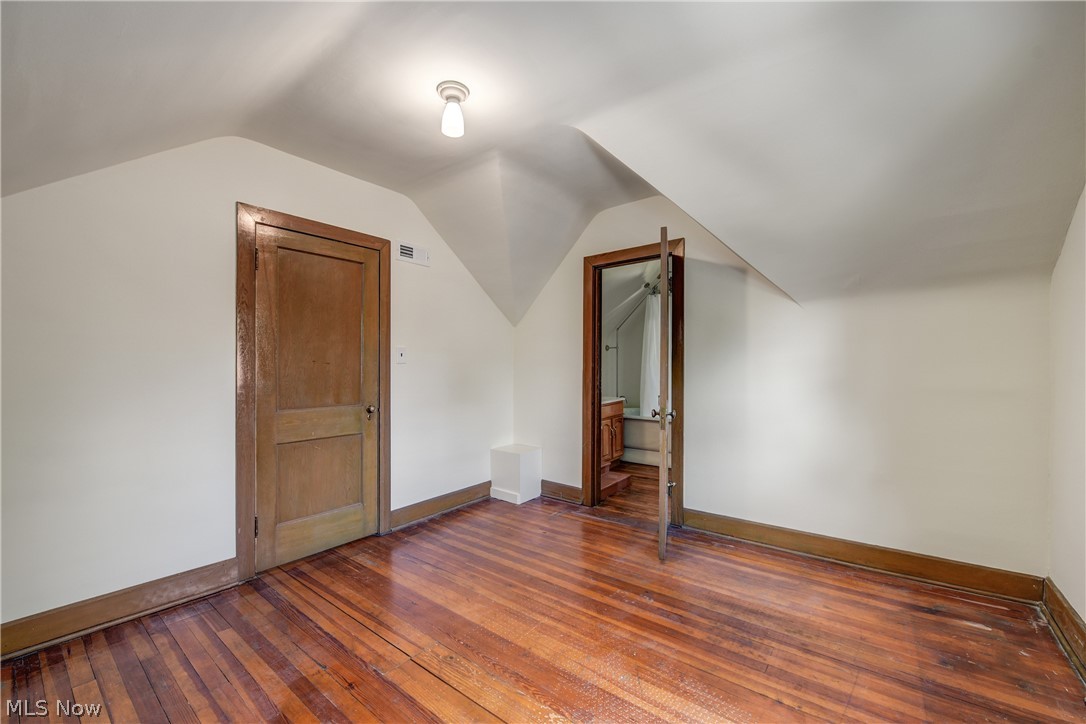 2835 Southington Road Shaker Heights OH 44120