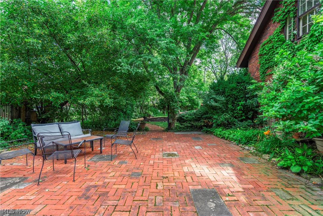 2835 Southington Road Shaker Heights OH 44120