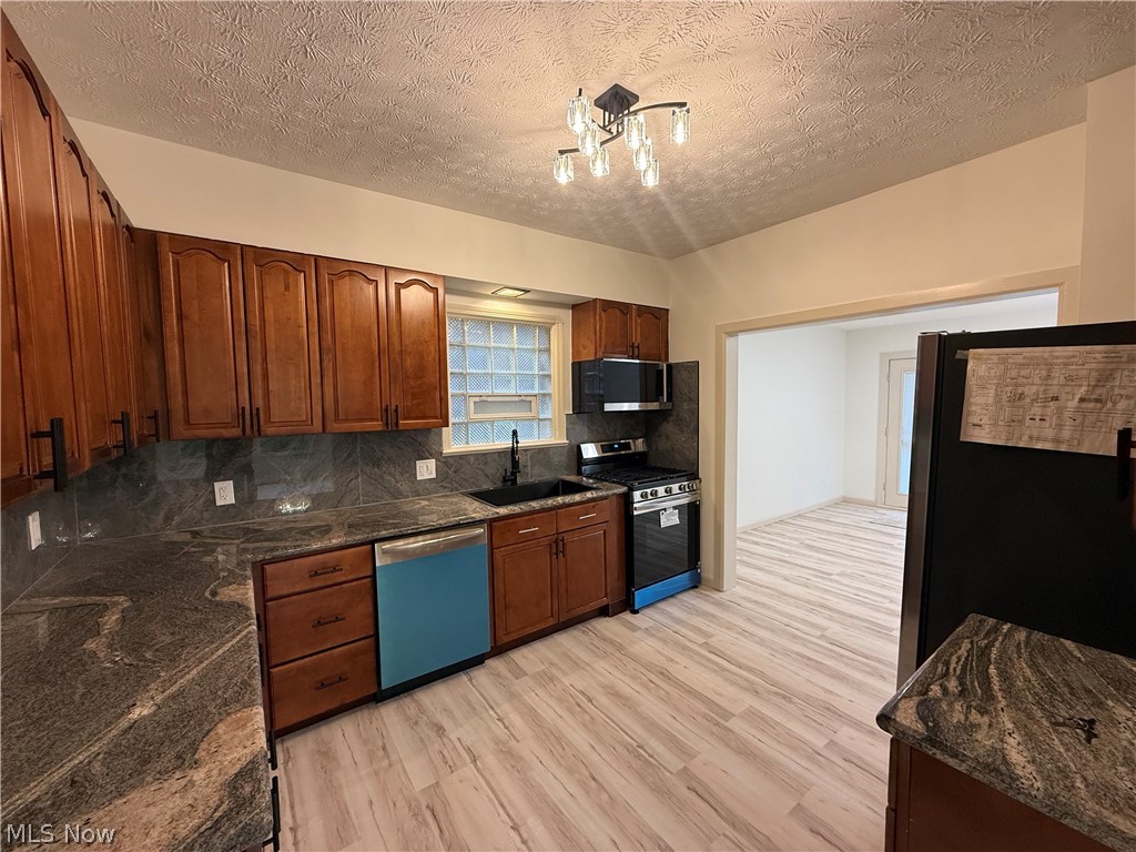 3285 W 123rd Street Cleveland OH 44111