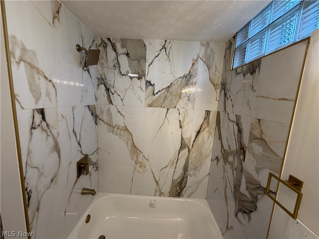 3285 W 123rd Street Cleveland OH 44111