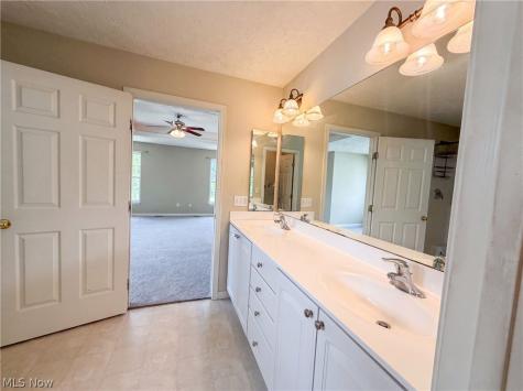7629 Brookfield Lane Northfield OH 44067