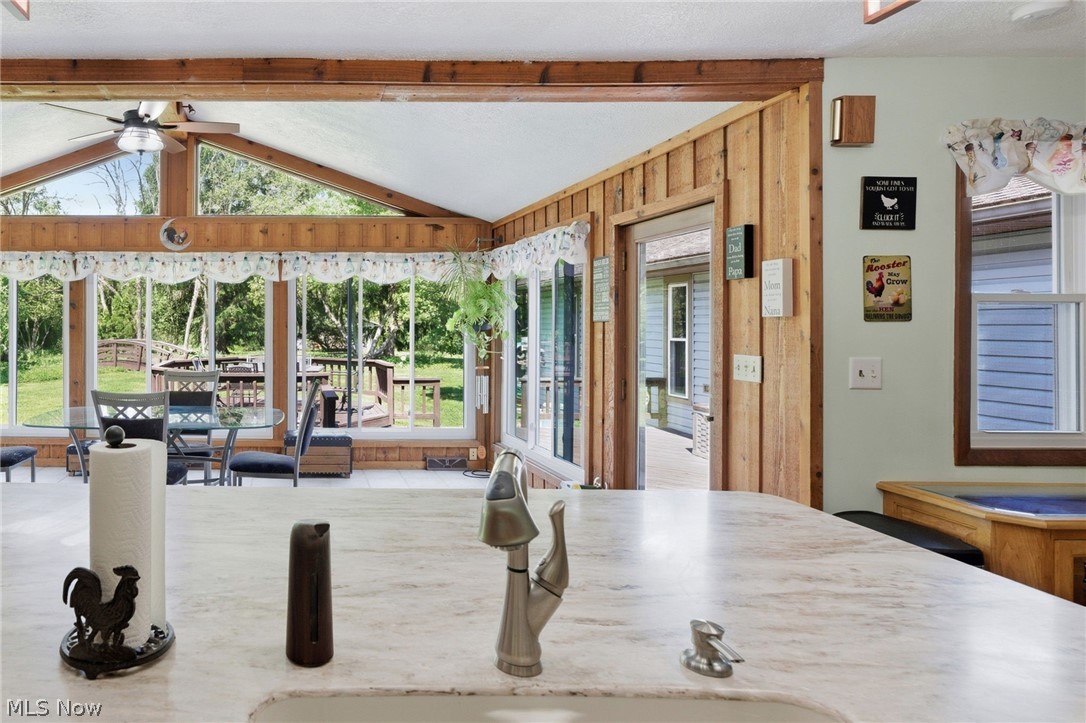 4676 Parkman Road NW Southington OH 44470