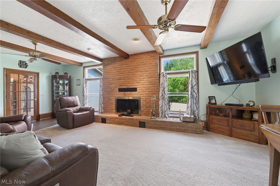 4676 Parkman Road NW Southington OH 44470
