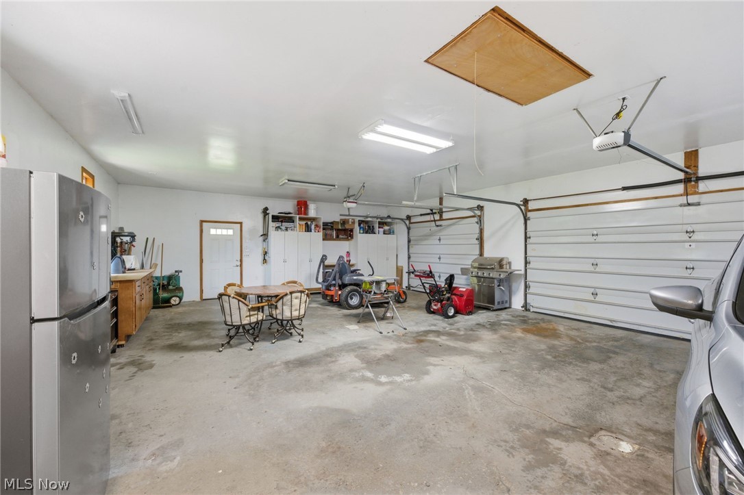 4676 Parkman Road NW Southington OH 44470