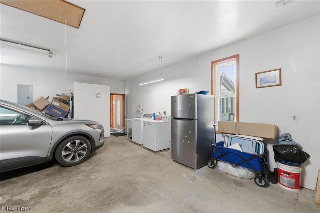 4676 Parkman Road NW Southington OH 44470