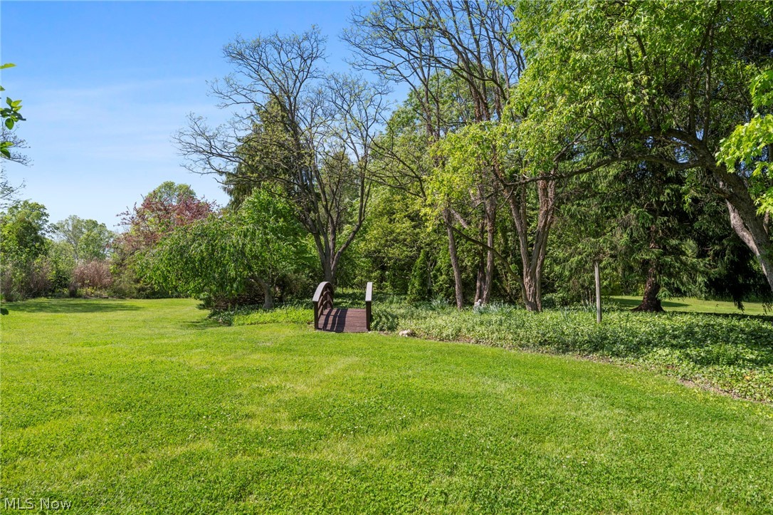 4676 Parkman Road NW Southington OH 44470