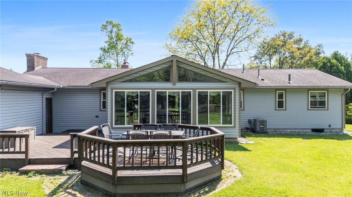 4676 Parkman Road NW Southington OH 44470