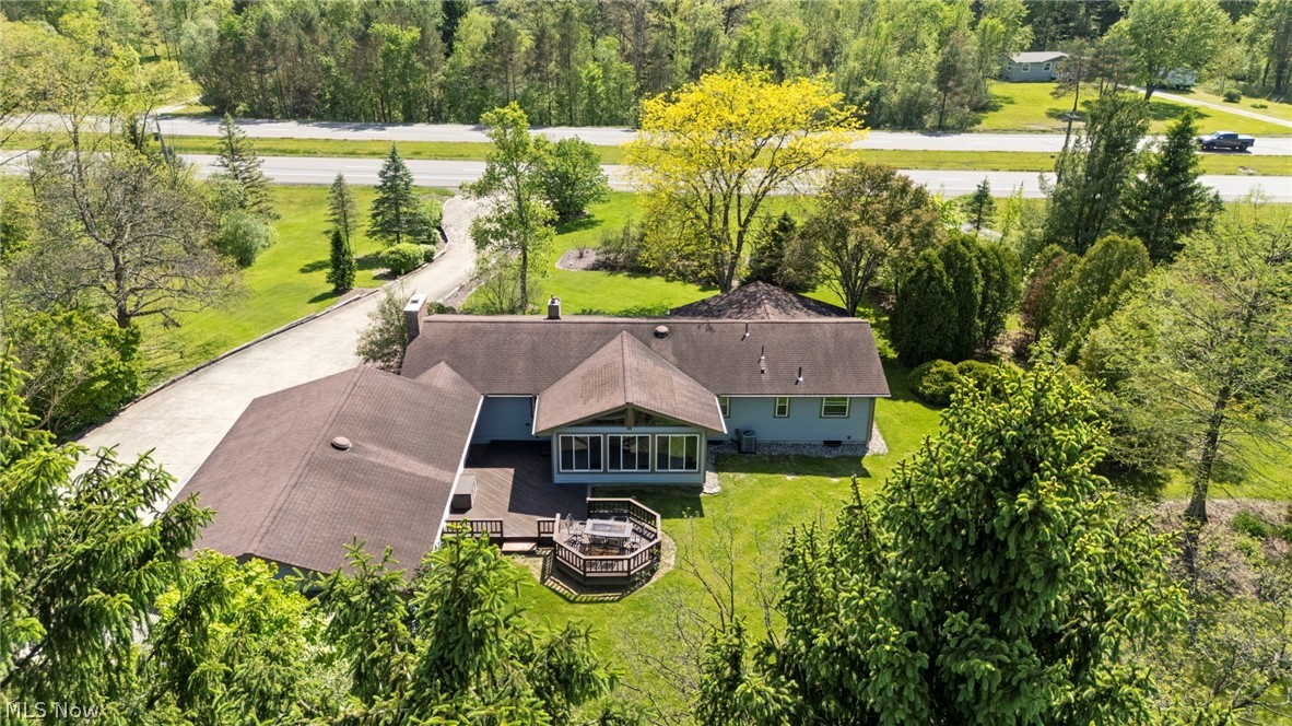 4676 Parkman Road NW Southington OH 44470