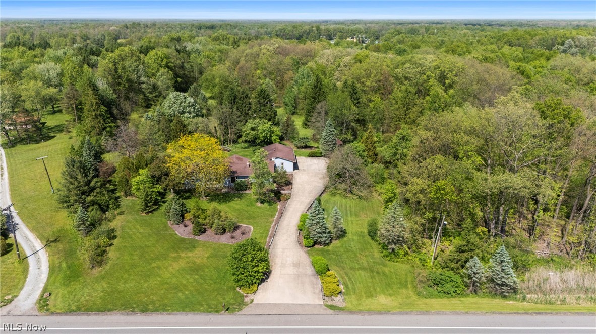 4676 Parkman Road NW Southington OH 44470