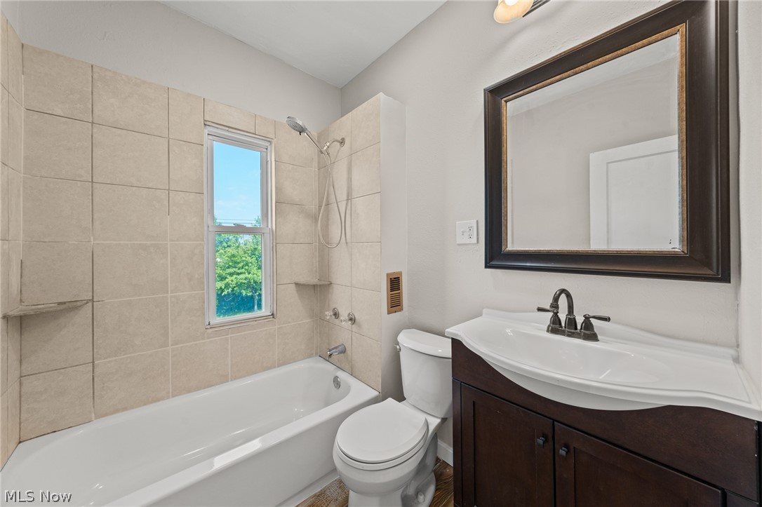 14509 Darley Avenue Cleveland OH 44110