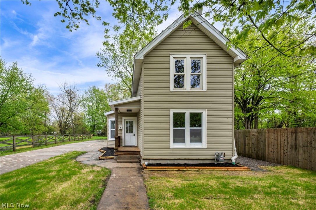 724 W 33rd Street Ashtabula OH 44004