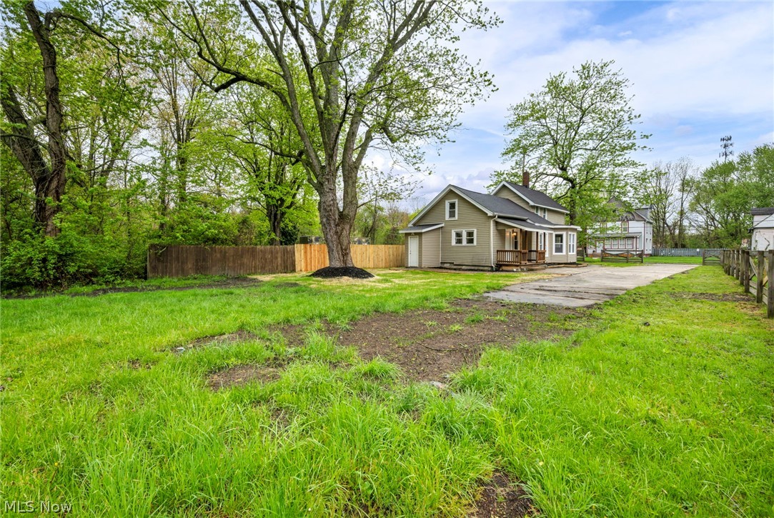 724 W 33rd Street Ashtabula OH 44004