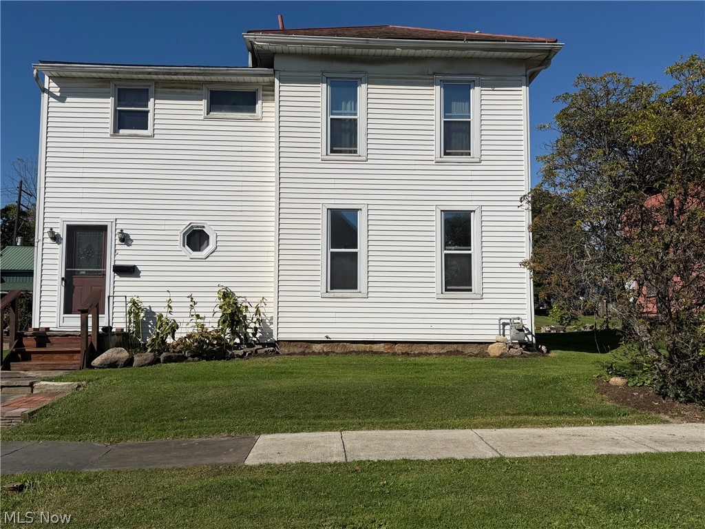 251 Spruce Street Columbiana OH 44408