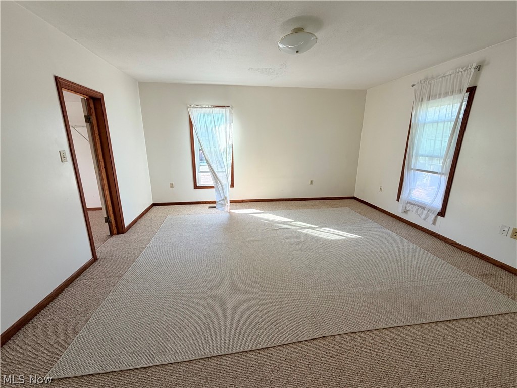 251 Spruce Street Columbiana OH 44408
