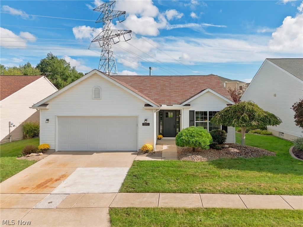 3382 Coopers Trail Lorain OH 44053