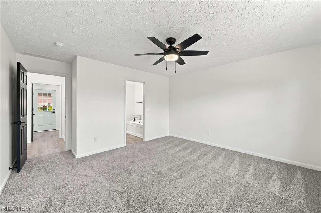 3382 Coopers Trail Lorain OH 44053