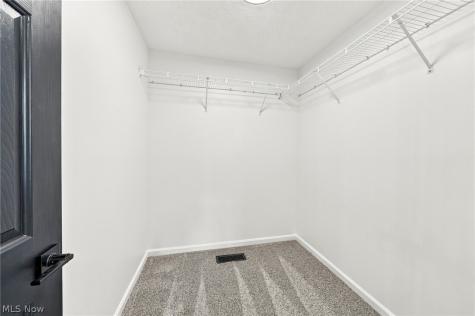 3382 Coopers Trail Lorain OH 44053