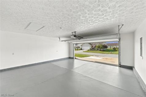 3382 Coopers Trail Lorain OH 44053
