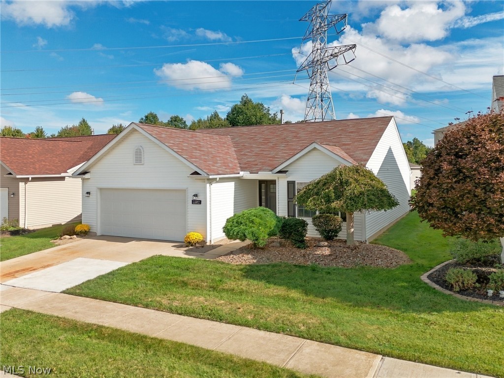 3382 Coopers Trail Lorain OH 44053