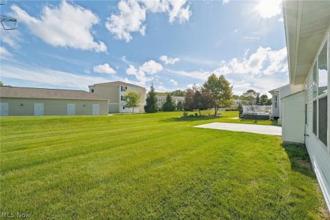 3382 Coopers Trail Lorain OH 44053