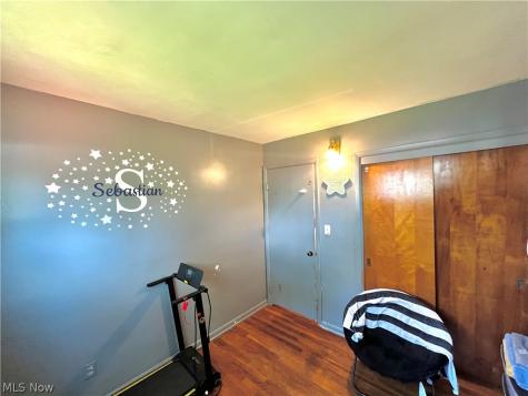 5987 Porter Road North Olmsted OH 44070
