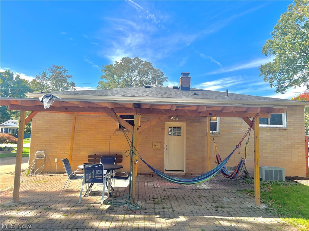 5987 Porter Road North Olmsted OH 44070