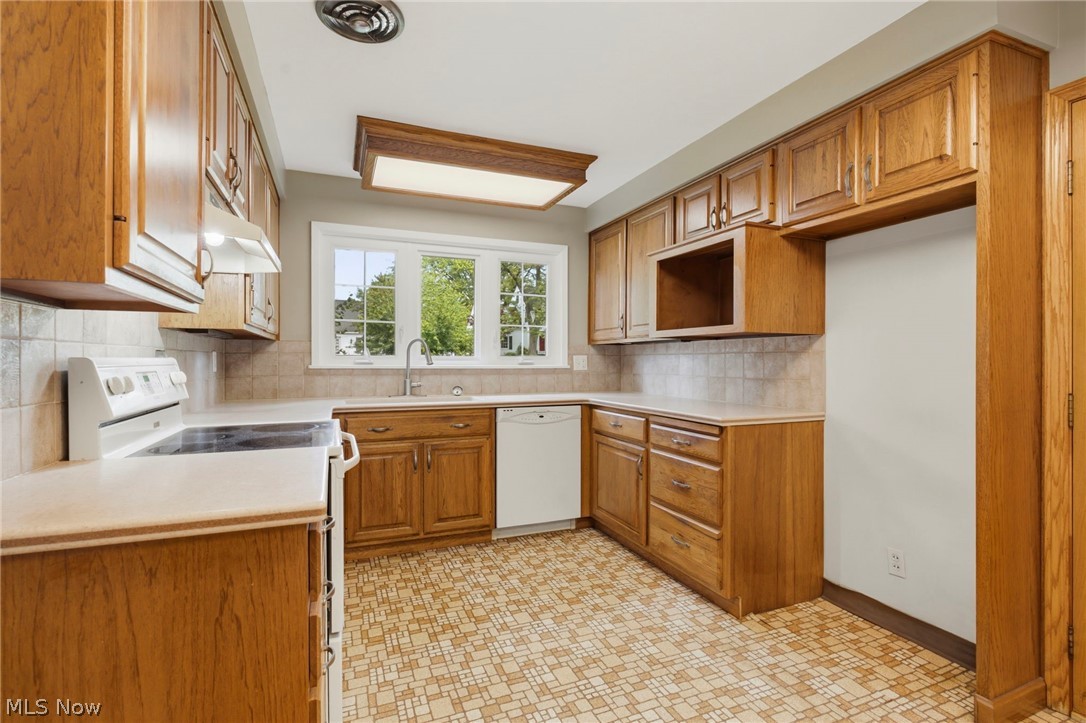 3546 Overhill Drive NW Canton OH 44718