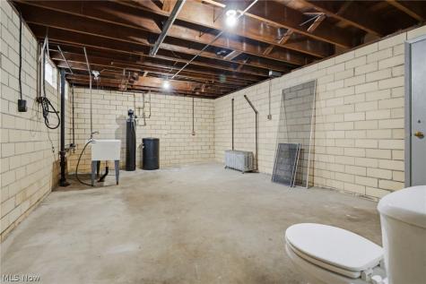 3546 Overhill Drive NW Canton OH 44718