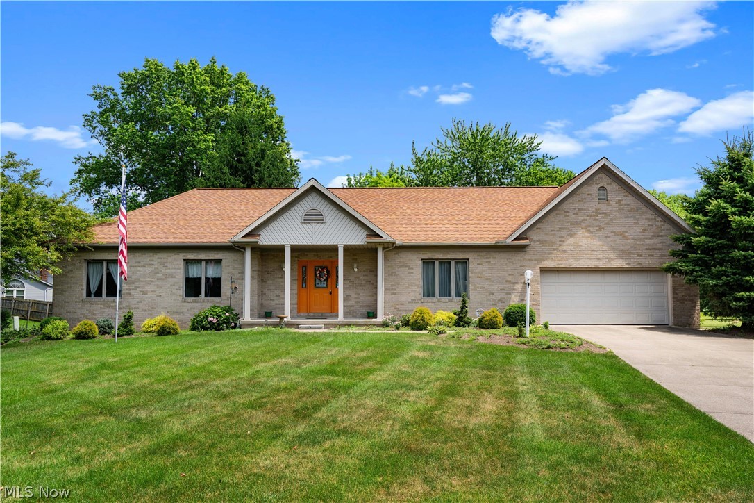 4524 Leawood Drive NE Canton OH 44714