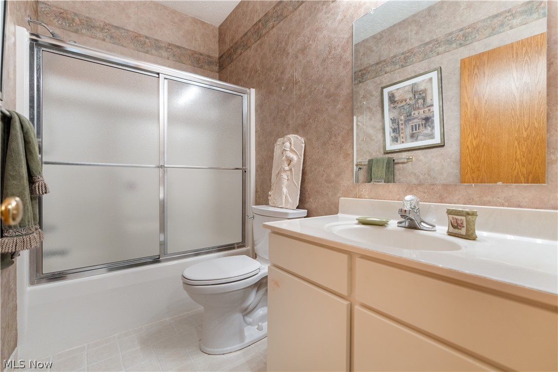 4524 Leawood Drive NE Canton OH 44714