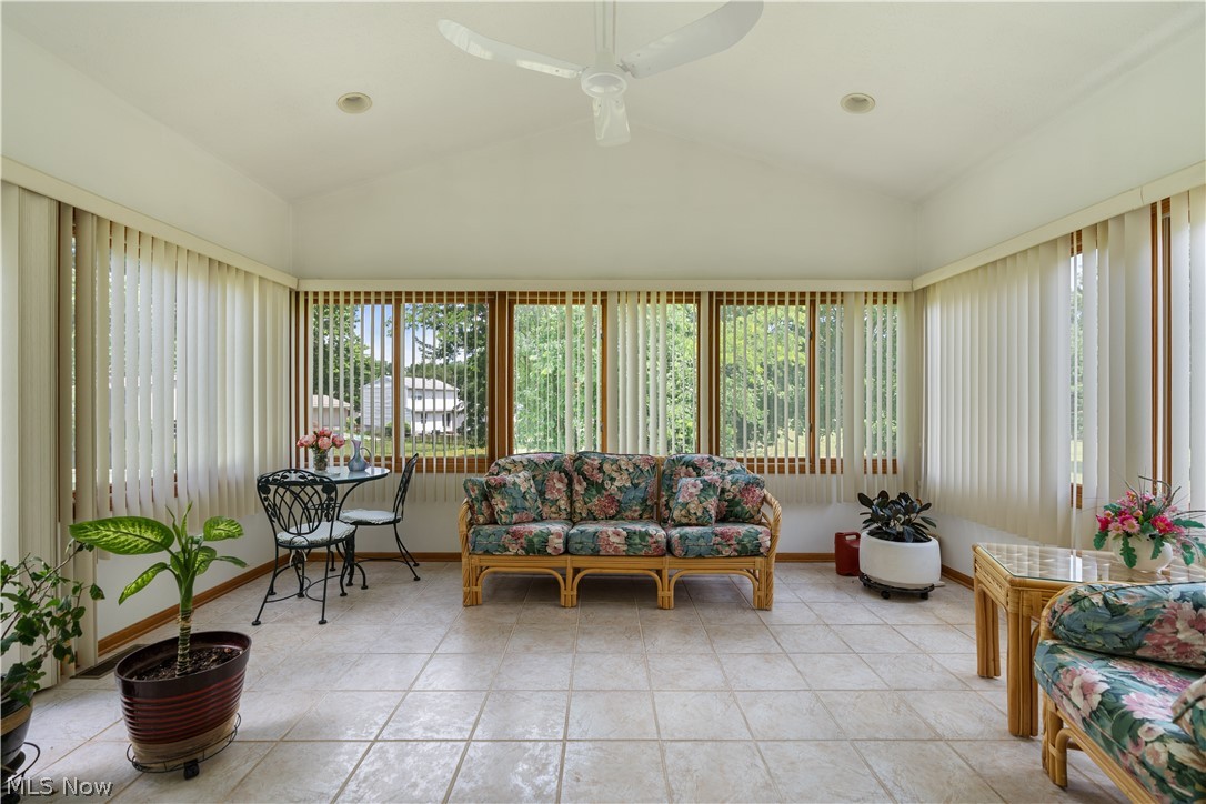 4524 Leawood Drive NE Canton OH 44714