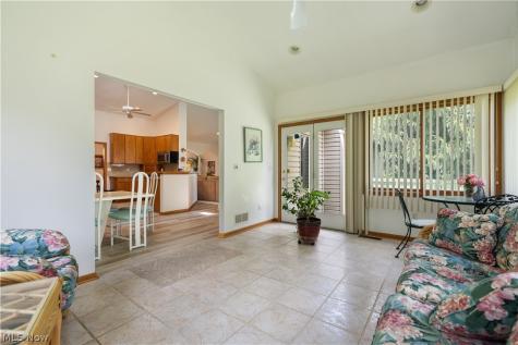 4524 Leawood Drive NE Canton OH 44714