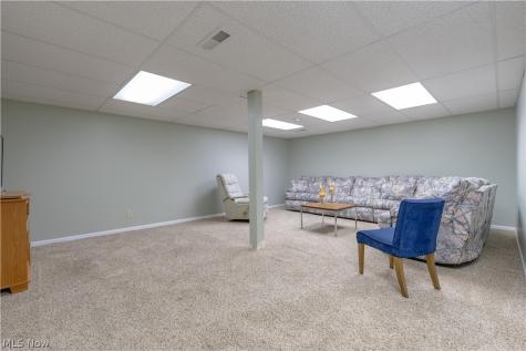 4524 Leawood Drive NE Canton OH 44714