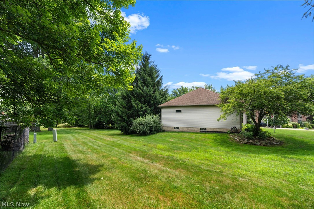 4524 Leawood Drive NE Canton OH 44714