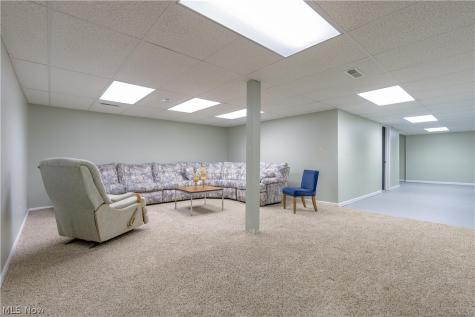 4524 Leawood Drive NE Canton OH 44714