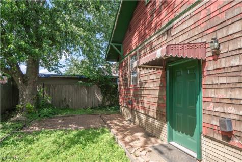 1131 Broad Avenue NW Canton OH 44708