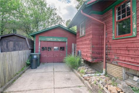 1131 Broad Avenue NW Canton OH 44708