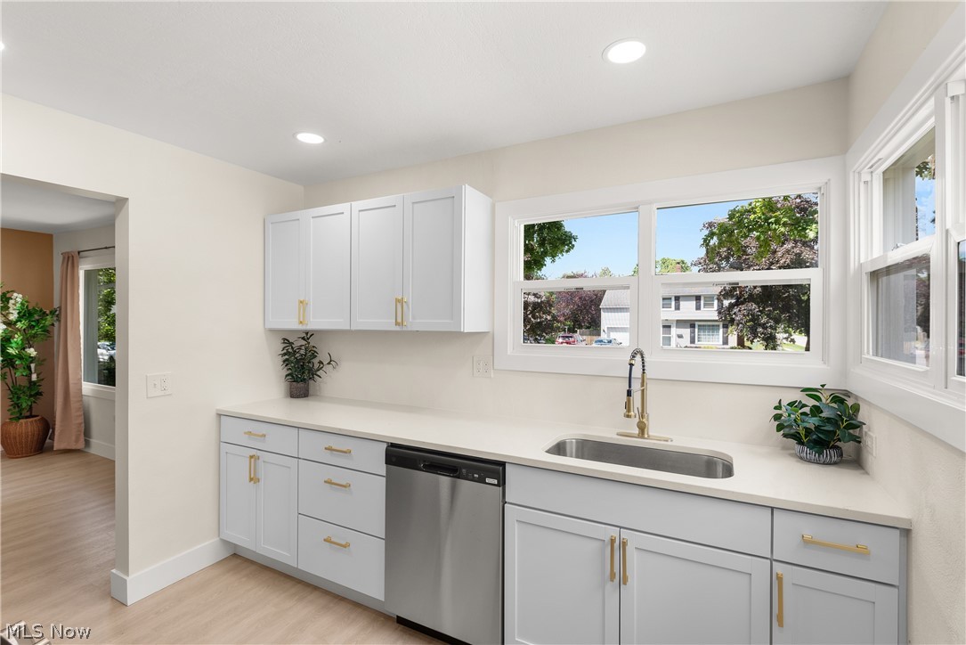 399 Olive Street Elyria OH 44035