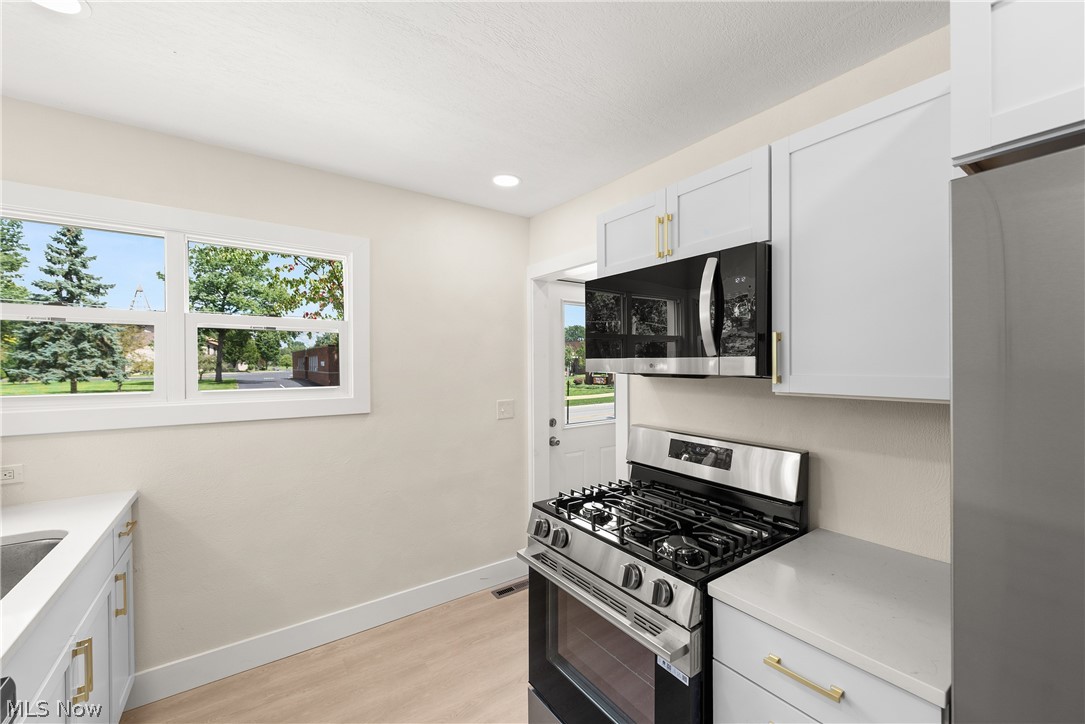399 Olive Street Elyria OH 44035