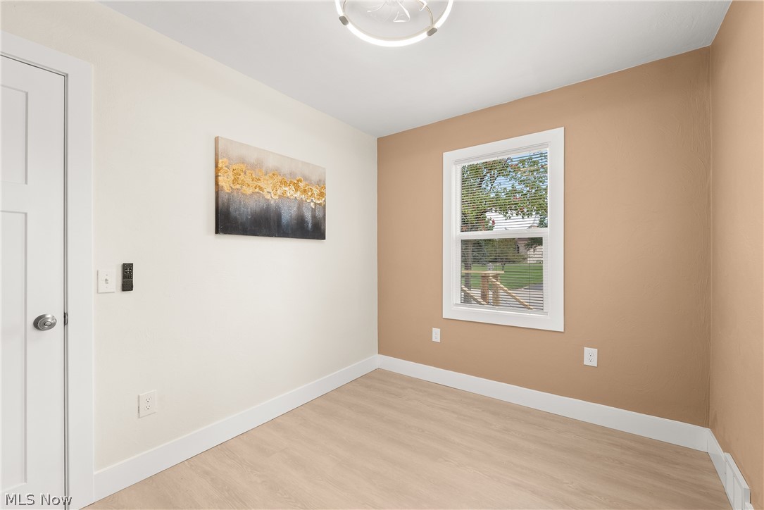 399 Olive Street Elyria OH 44035