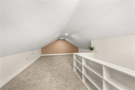 399 Olive Street Elyria OH 44035