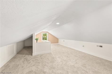 399 Olive Street Elyria OH 44035