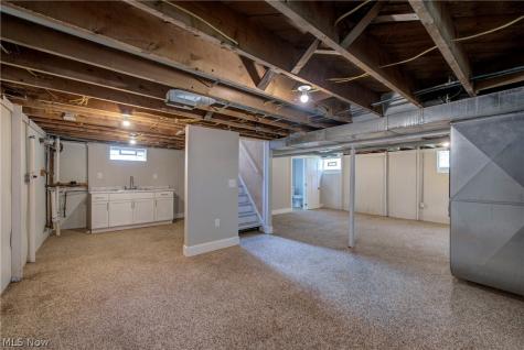 399 Olive Street Elyria OH 44035