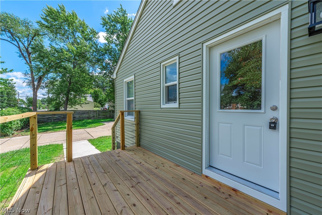 399 Olive Street Elyria OH 44035