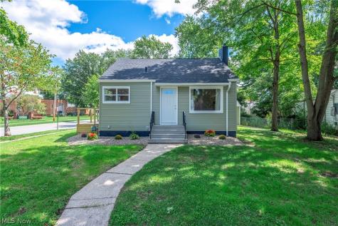 399 Olive Street Elyria OH 44035